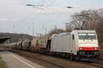 CB Rail 186 238 ist aktuell f�r Captrain im Einsatz und f�hrt am 12.3.11 mit einem Getreidezug durch K�ln-West