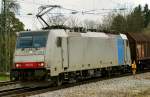 186 109-5, aufgenommen am 02.04.12 in A�ling.