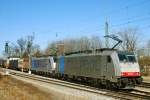 186 105-3, Railpool, + 186 102-0, aufgenommen am 16.03.12 in A�ling.