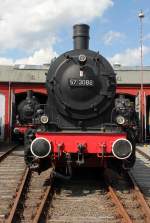 57 3088 mit 82 008 und 381772 beim Lokschuppenfest in Siegen am 17.08.2013