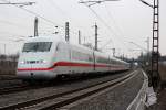 Ein ICE 2 in Opladen am 03.03.2012 
