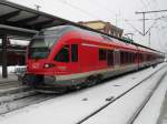 RE9 von Rostock Hbf Richtung Sassnitz wartet im Rostocker Hbf auf Fahrg�ste.(14.02.10)