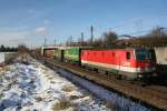 1144 230 mit KLV Richtung Rosenheim in Waldtrudering