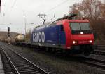 482 026-2 der SBB Cargo beim Personalwechsel in K�ln West am 03.12.2011    Gru� an den Tf, der den Zug ab K�ln West �bernommen hat :-)! 